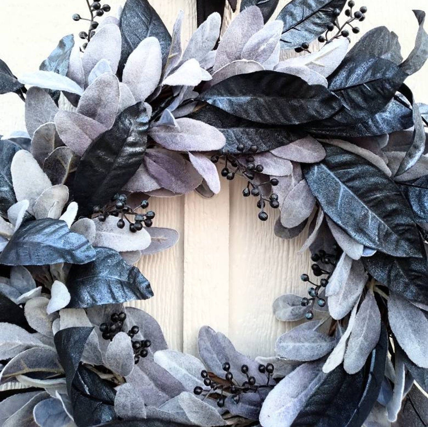 Glam Black Halloween Wreath